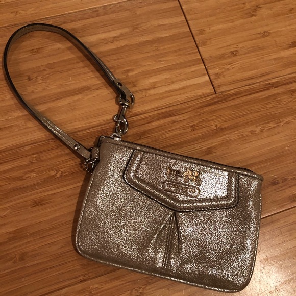 Coach Gold wristlet. - Picture 4 of 4